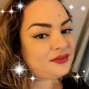 Meet your Posher, Gloria